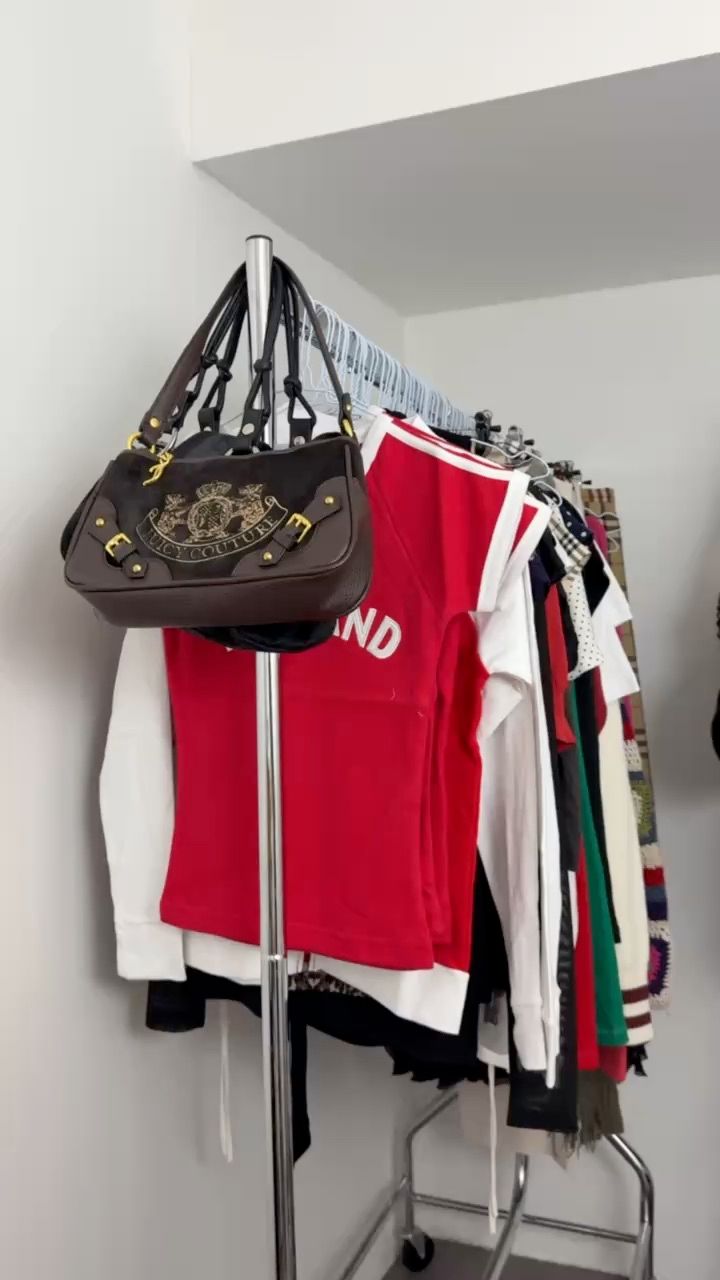Asta in diretta Vintage: Y2K WEEK 💖 di shopmazzz