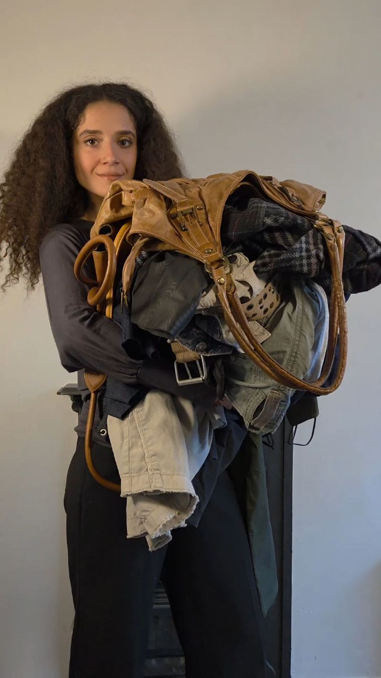 Live auction: 💗Y2k Premium And Clearance💗 by italianvintage