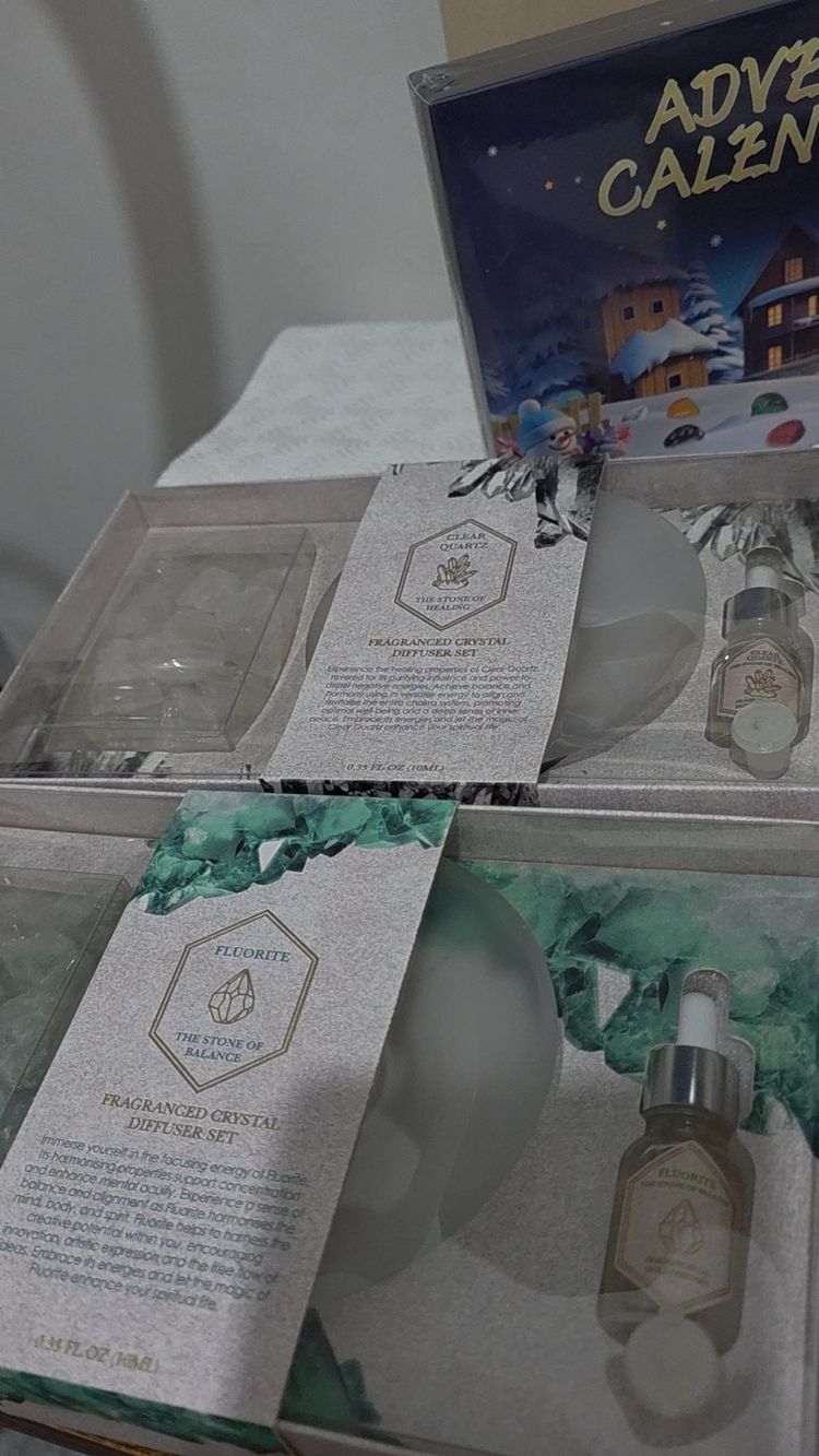 Live auction: Beautiful Scalves,Jewellery, Crystal-Gifts & More  by martin2026