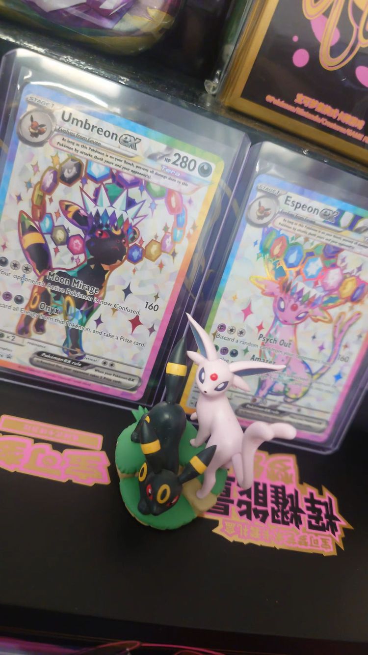 Asta dal vivo: Mystery Packs One Gem Mt 10 Inside 1 In ,4 Chance - Anime World Pika Cosplay - Binders - Too loaders  di demonbarbertcg