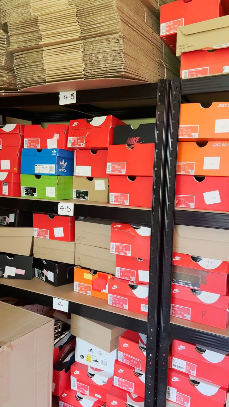 Live Sneakers auction: 🔥 CHEAP AIR MAX 95 / TN / P-6000 – STEALS TONIGHT 🔥 by deestrainers