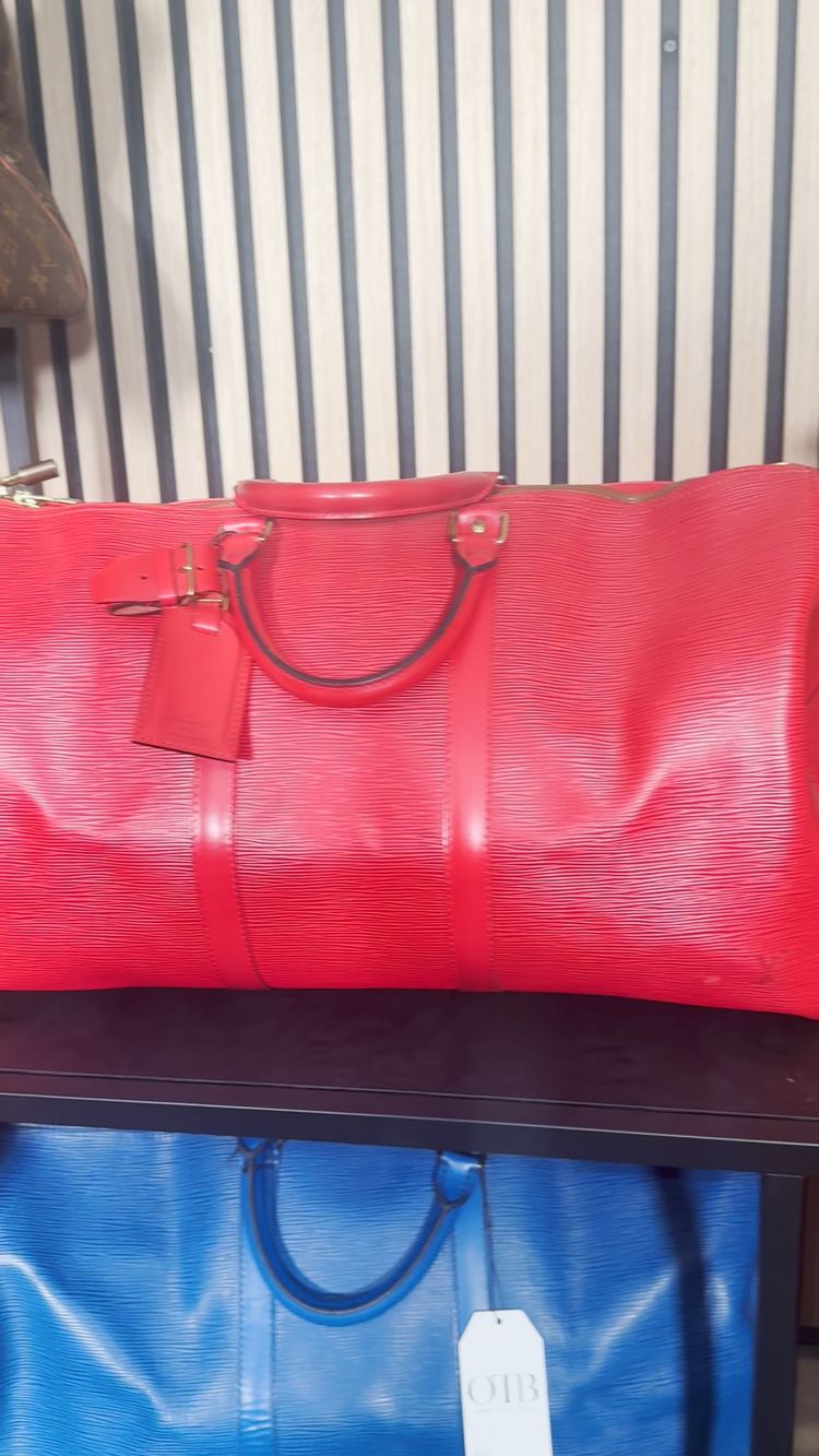 Live Womenswear auction: £1000 RRP CELINE GIVEAWAY! OwnThatBag! by ownthatbag