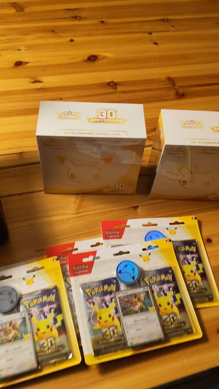 Live auction: GRAIL HUNTER SU TILT🎉🎉 30° ANNIVERSARIO POKEMON+ ASTE🔨🔨 by grail_hunter