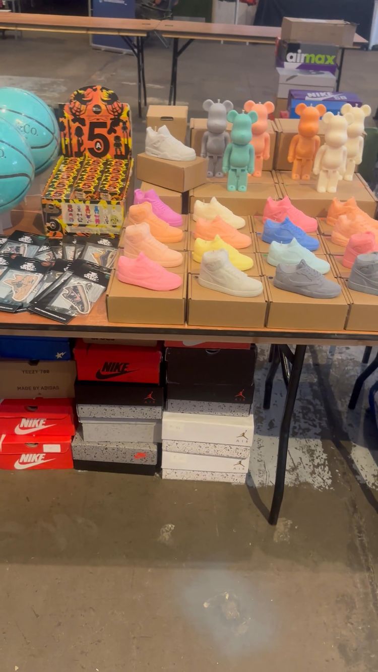 Live Menswear auction: Valentines day sale get all the bits for the occasion   by kingscollection