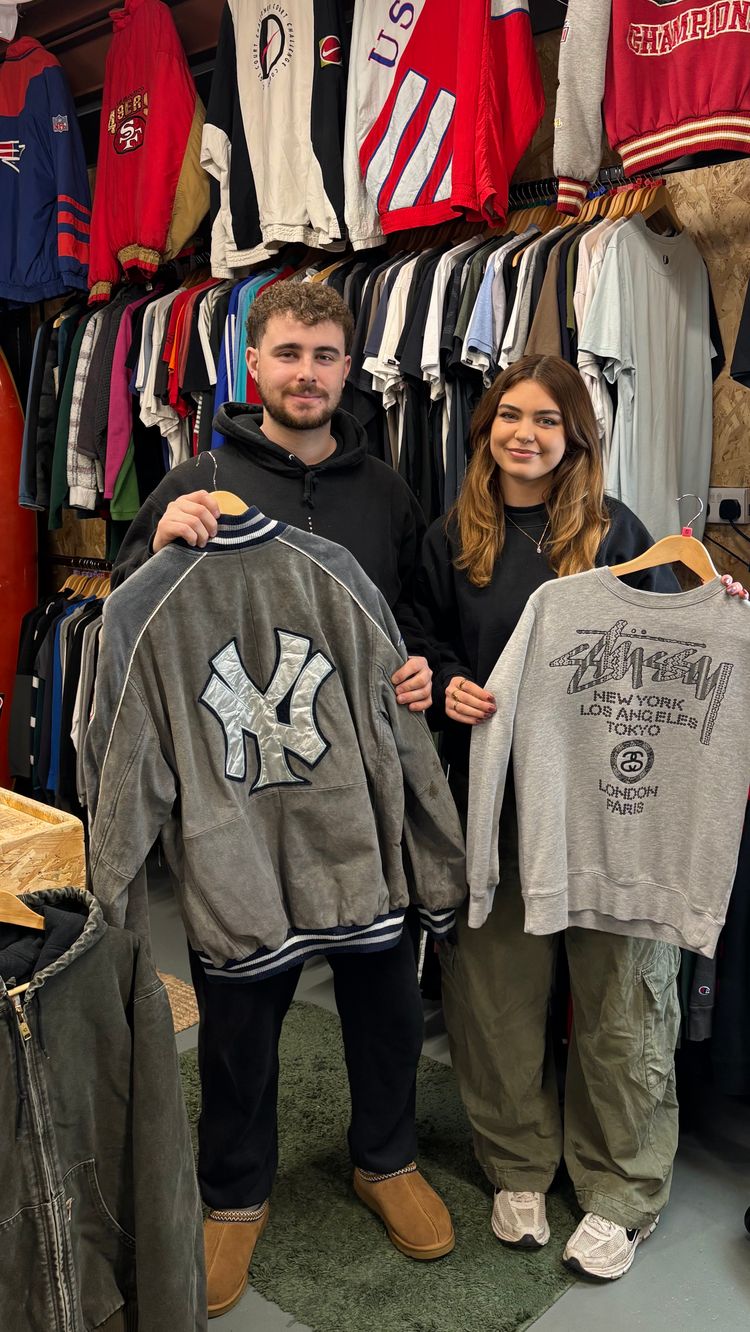 Asta in diretta Vintage: 🚨20% OFF VINTAGE CLOTHES - STUSSY, PALACE, NIKE, CARHARTT, RALPH AND MORE di kameleonvintage