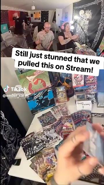 Live Trading Cards auction: ⛔️NO GAMES⛔️ Rip n ships! Huge restock😍 by embercards