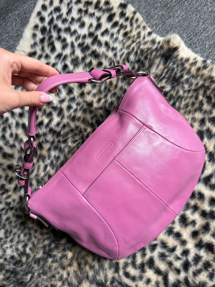 Subasta en directo: Lots of new stock + Coach handbag giveaway <3 por shopmazzz