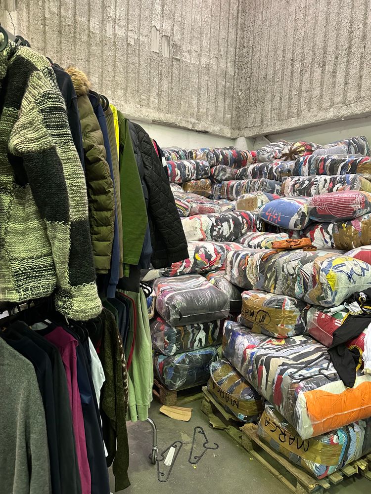 Live auction: Premium brand clothing since 1€ !! by pvintagestock