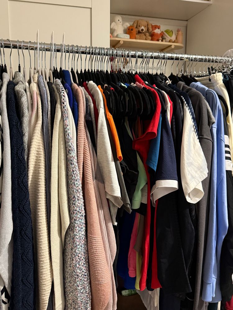 Live Minimalist auction: 🌺Monday LIVE!🌺COME AND BUILD A £2 BUNDLE WITH US🌺 by lisassecondluxe