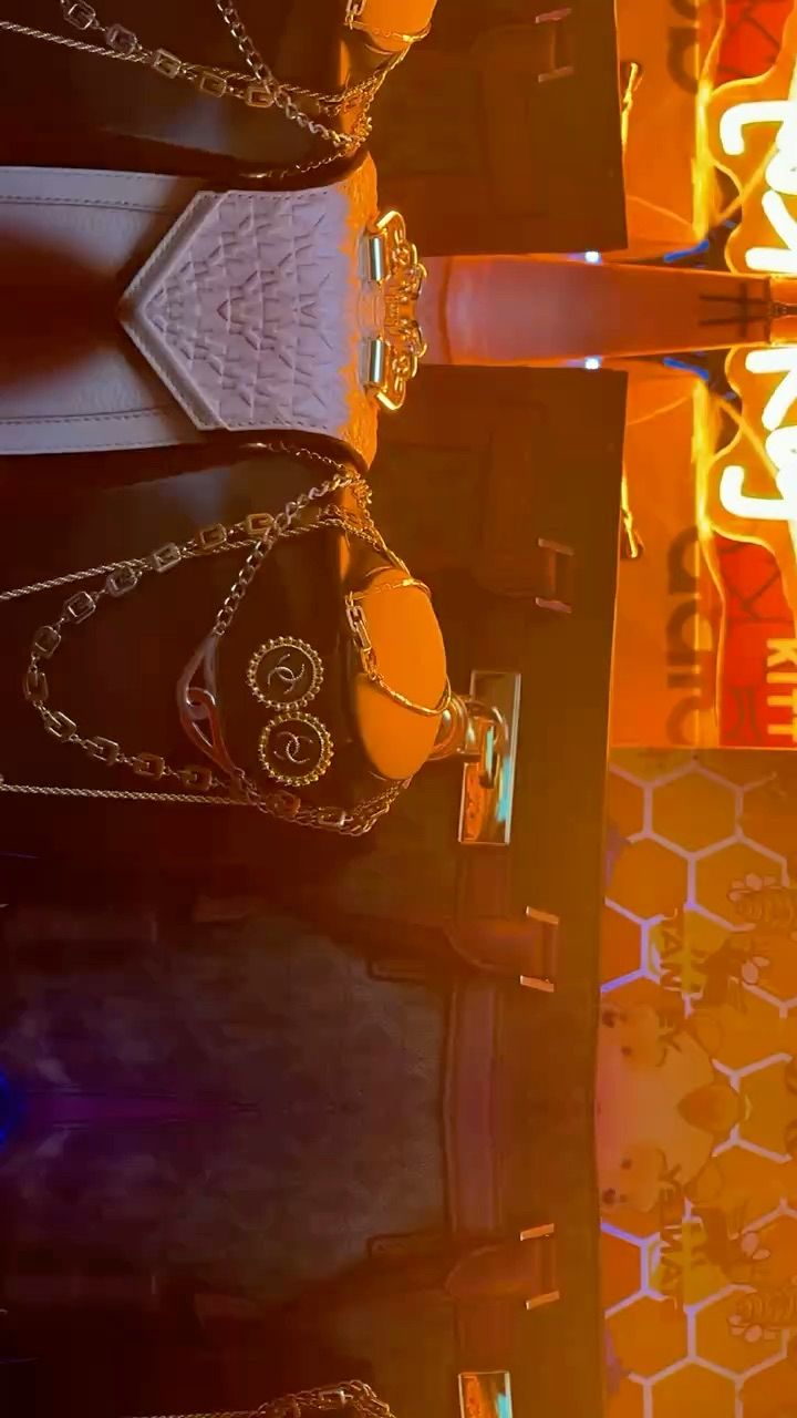 Live auction: It’s been a week!!! 👀🙋🏽‍♀️A JEWELLERY LIVE! by riyastealstop