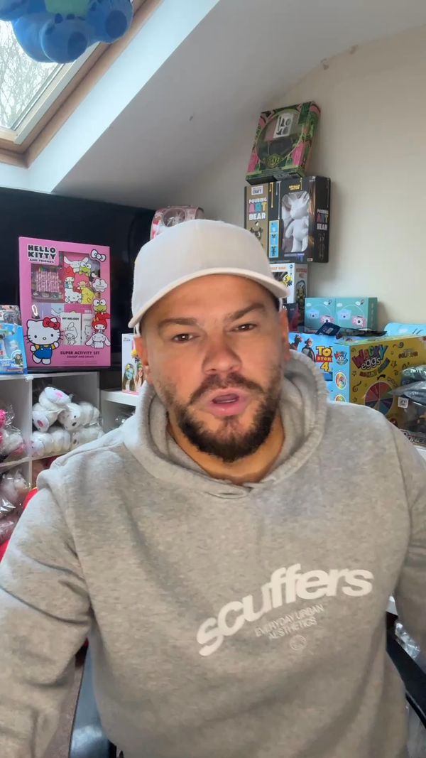 Live Kidswear & Toys auction: 12 HOUR MEGA SALE - 16 GIVEAWAYS + FREEBIES + BUYERS GIVVY by bonkersbargains