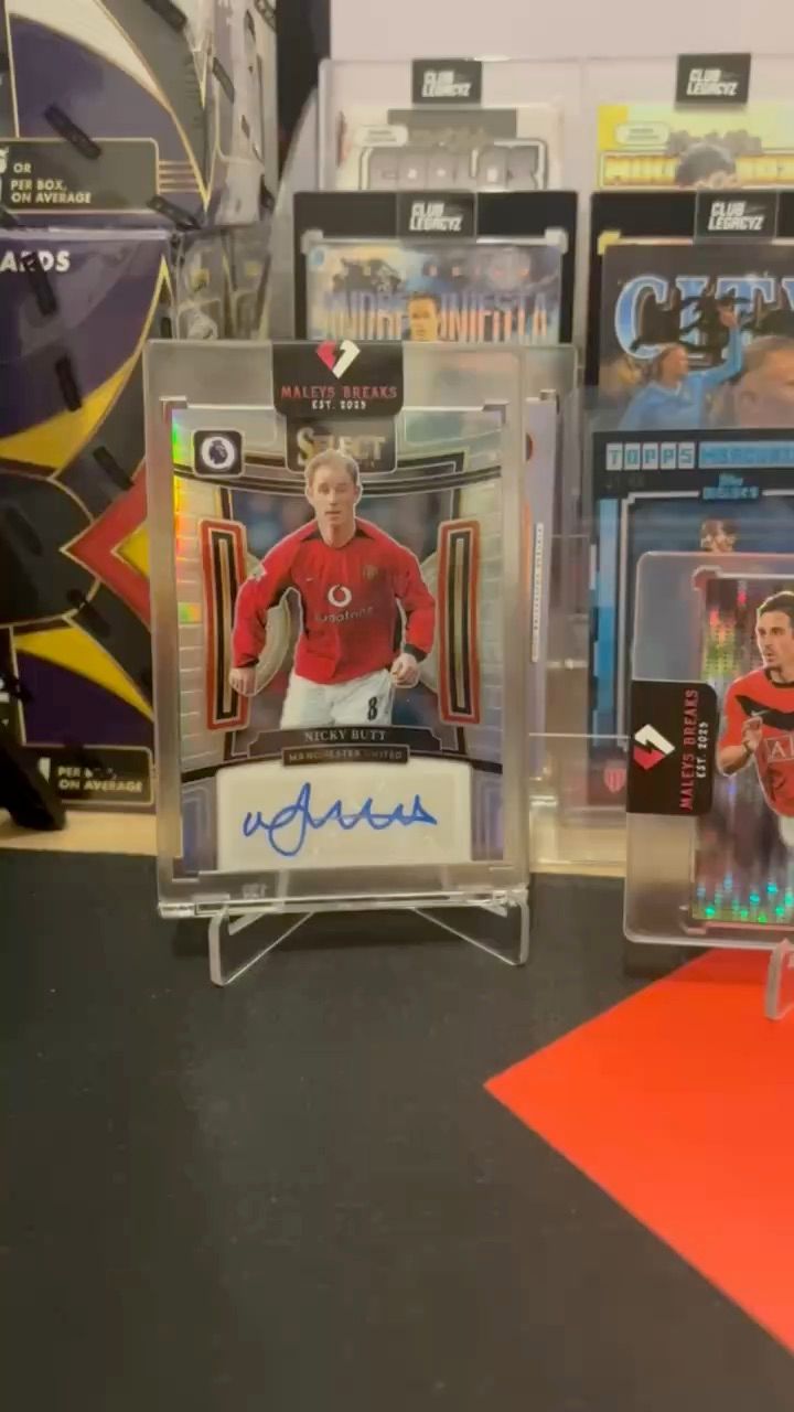 Live Trading Cards auction: ⚽️Football Singles Quick Fire No Requests £1 starts NR⚽️ by maleys_breaks