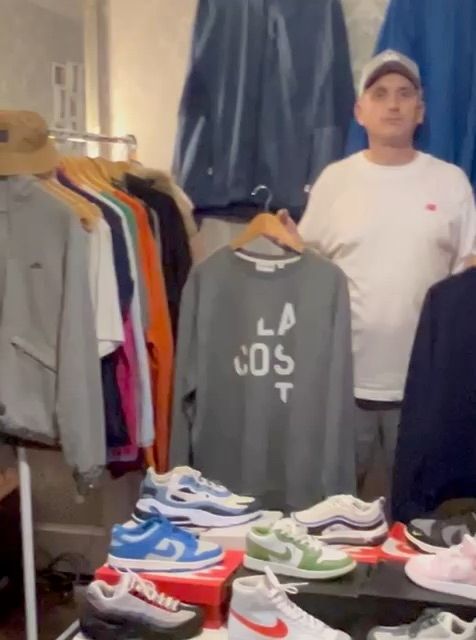 Live Designer auction: Pete’sPreLoved by peteatt79