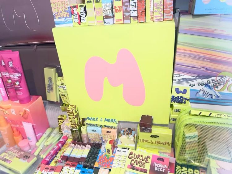 Subasta en directo de Belleza: BACK WITH STEALS por euniqueboutique