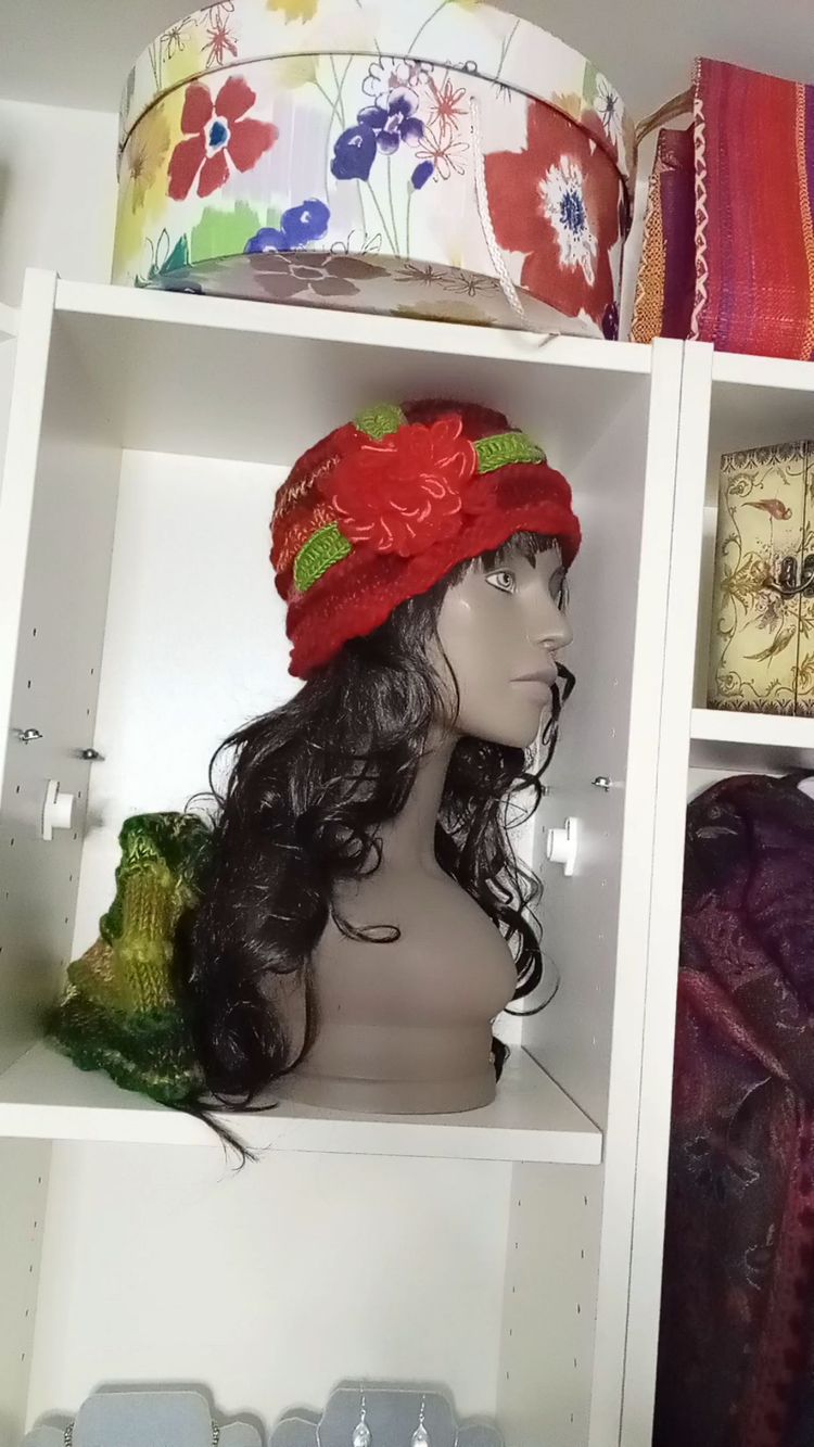 Live Womenswear auction: Contemporary Fashion & Accessories Show by adeolaswadrobe