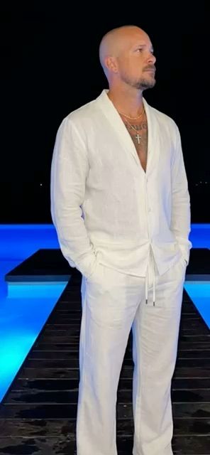 Live auction: Outfit love by michelangelo8915