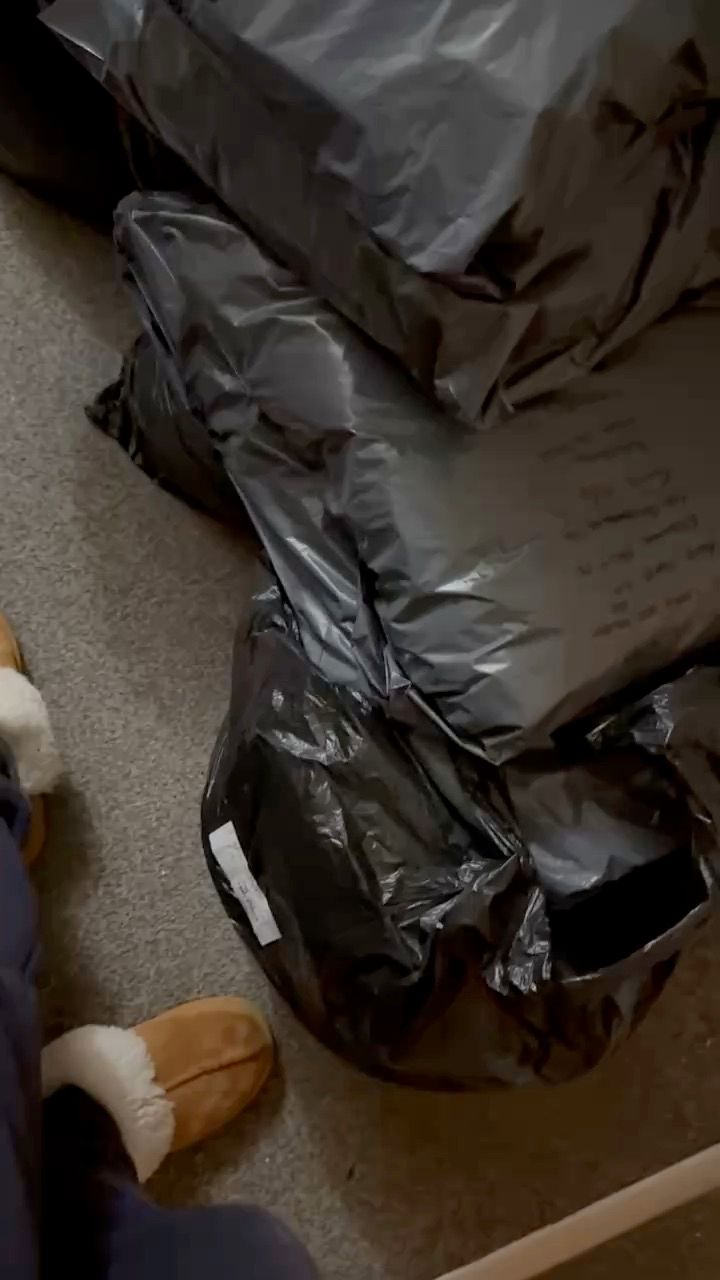 Live Womenswear auction: Reseller bundle by nicclothing