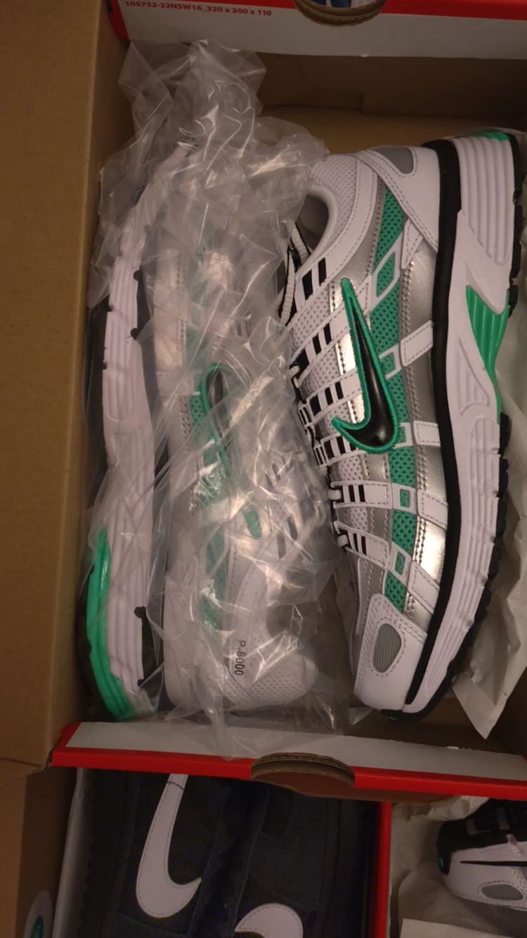 Live Sneakers auction: 1st Stream Set Price P6 DNS Tns £1 Start Mix by mcs_kickers