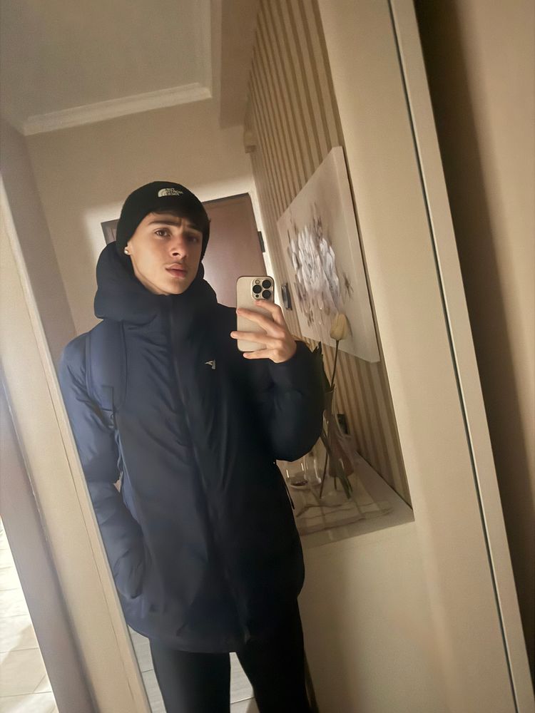 Profile picture of cris_vintage