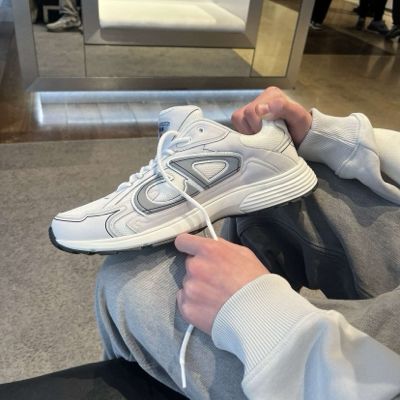 lucas_woody8 - seller on Tilt